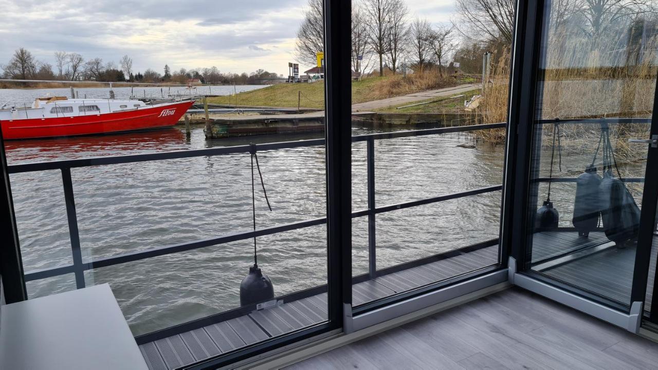 Hotel Hausboote Unteres Odertal Hausboot Kranich Schwedt/Oder Exterior foto