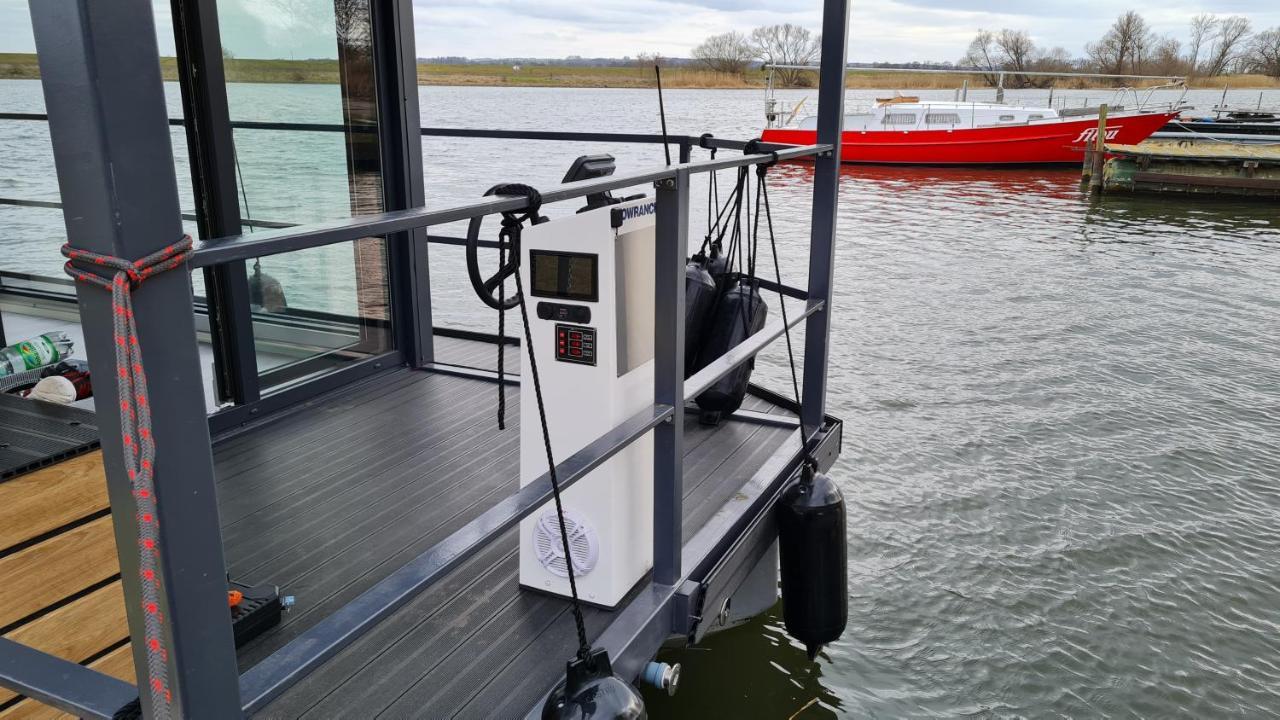Hotel Hausboote Unteres Odertal Hausboot Kranich Schwedt/Oder Exterior foto
