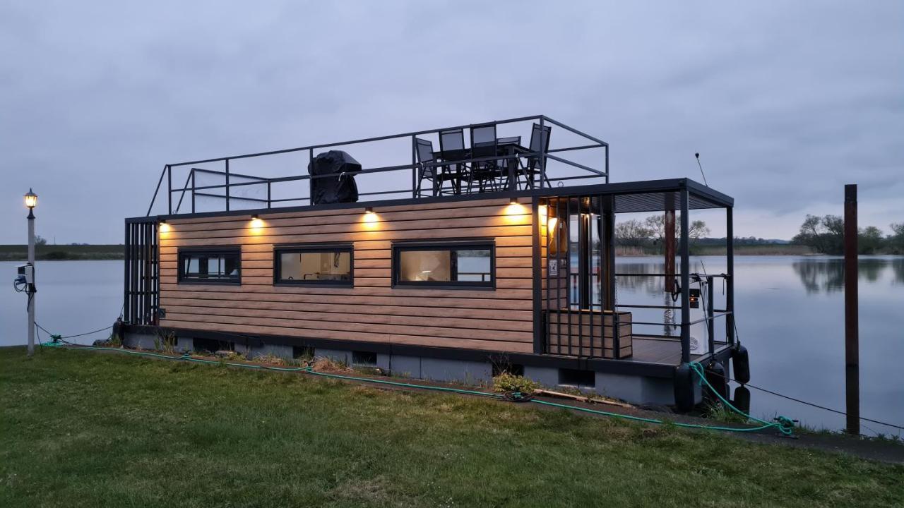 Hotel Hausboote Unteres Odertal Hausboot Kranich Schwedt/Oder Exterior foto